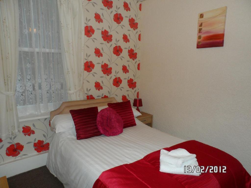 Lyric Hotel Blackpool Room photo